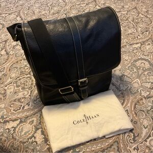 Mint Cole Haan Pebble Leather Messenger Crossbody Bag Used 1x